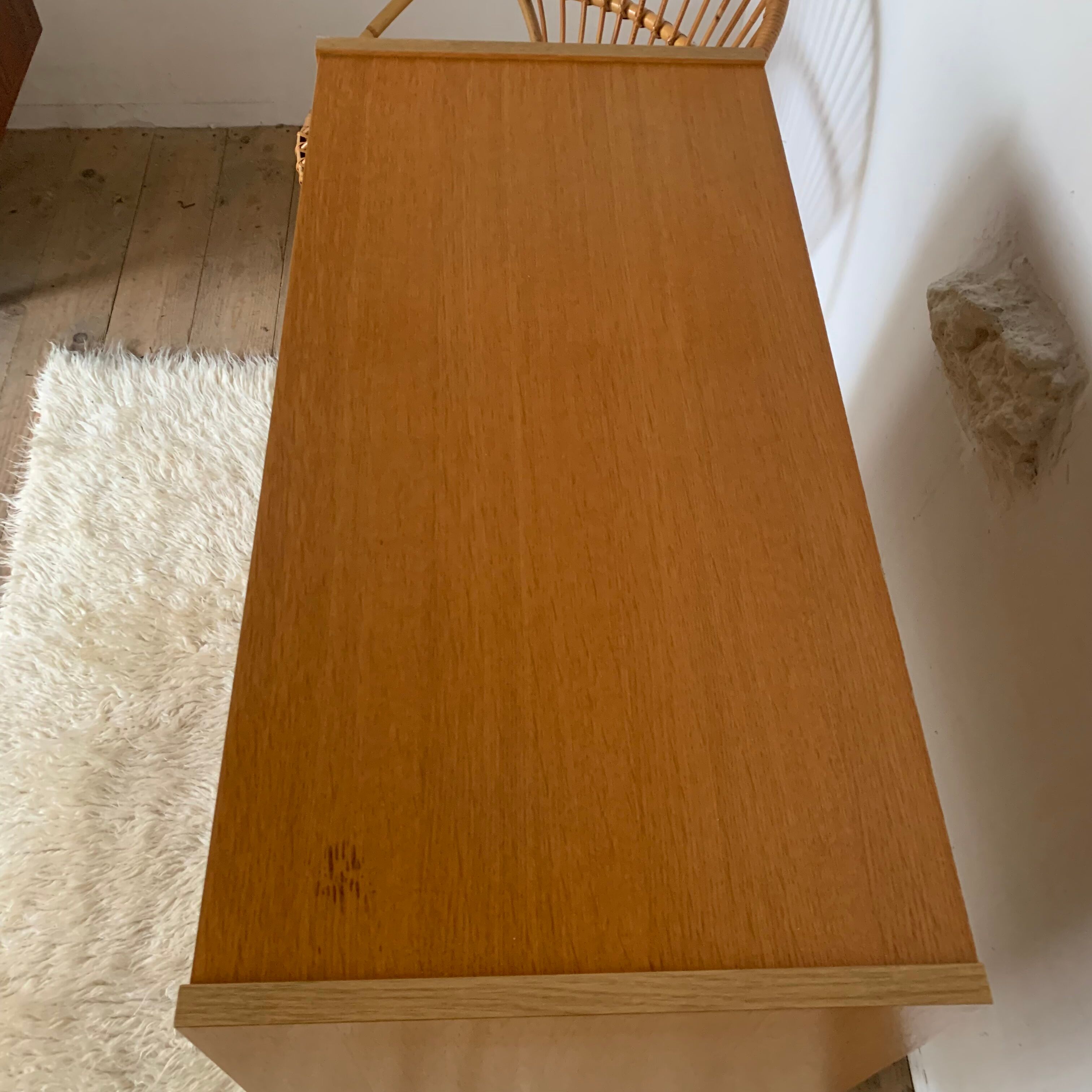 Vintage chest of drawers in chene