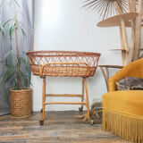 Couffin on foot in vintage rattan 50s