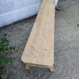 Bench in natural pine