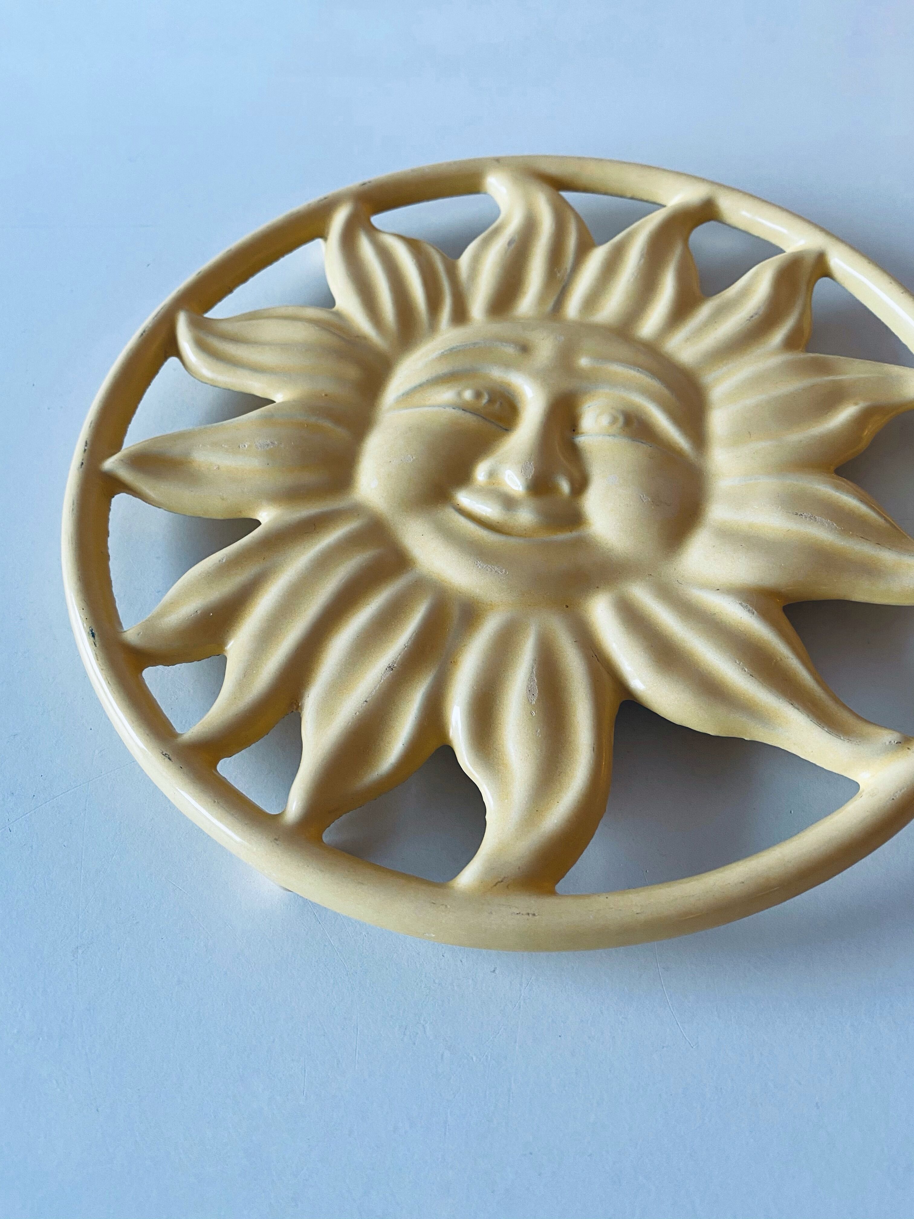 Under-the-flat cast-iron sun