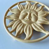 Under-the-flat cast-iron sun