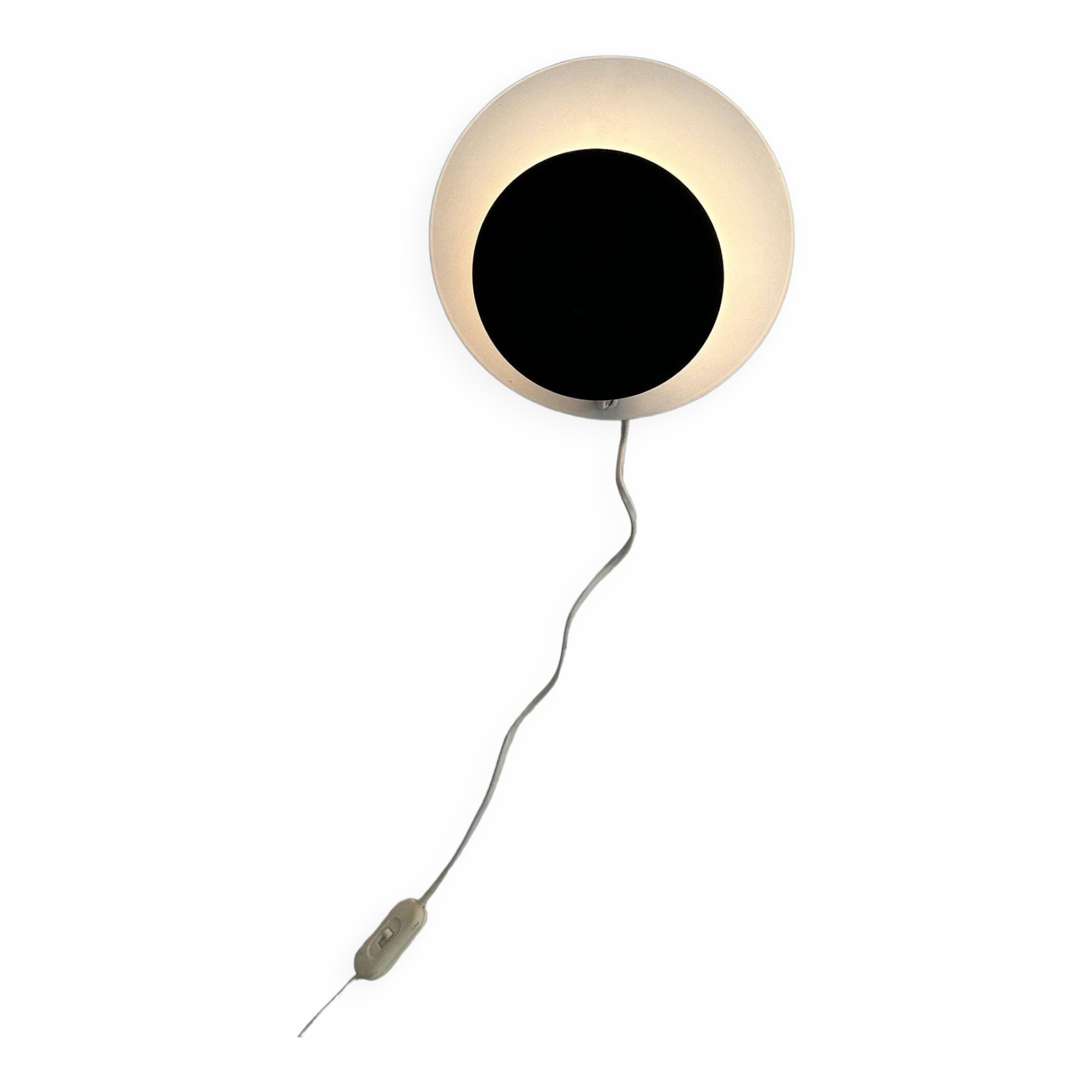 Vintage "Cirkle" wall lamp in black and white lacquered metal, Denmark 1970s