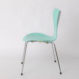Chaise Iconic Série 7 d'Arne Jacobsen – Laque turquoise, Original Fritz