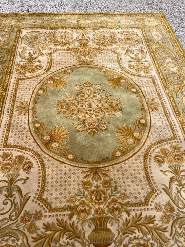 Très grand tapis pesan ancien