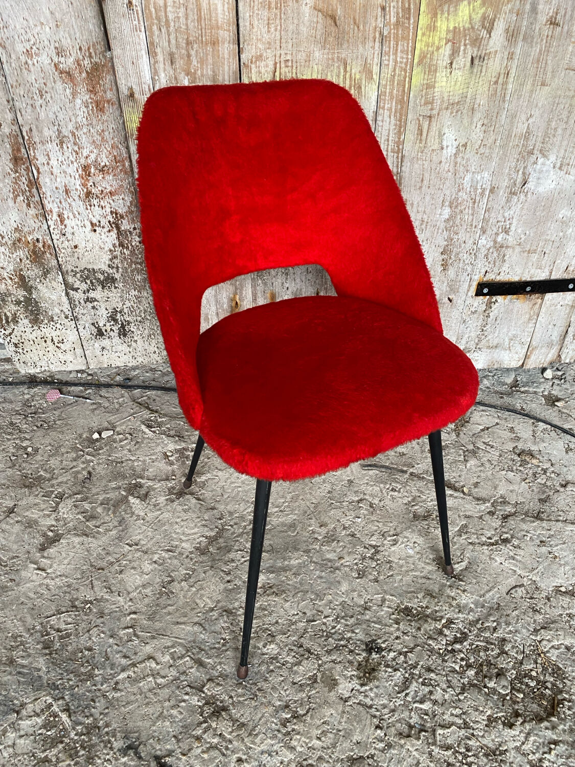 ACHILLE DECOMMERE Chair Red Fur + Black Metal Compass Legs Vintage