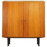 Armoire en teck, design danois, années 1970, production : Danemark