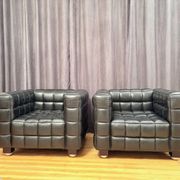 Paire de fauteuils Kubus 8020, conçus par Josef Hoffmann, Wittmann, Autriche