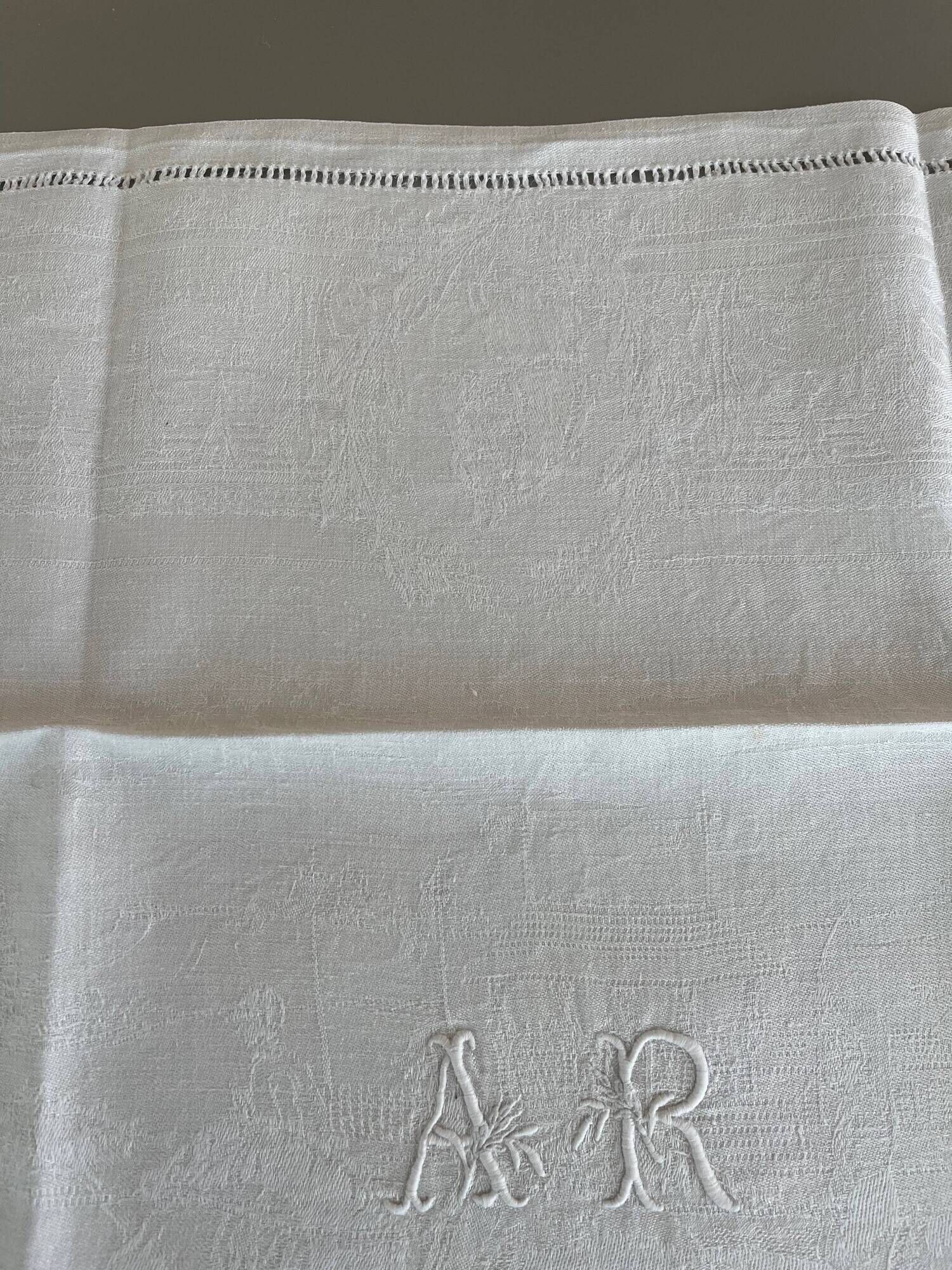 7 antique damask napkins with horse monogram decoration AR - Antique french linen