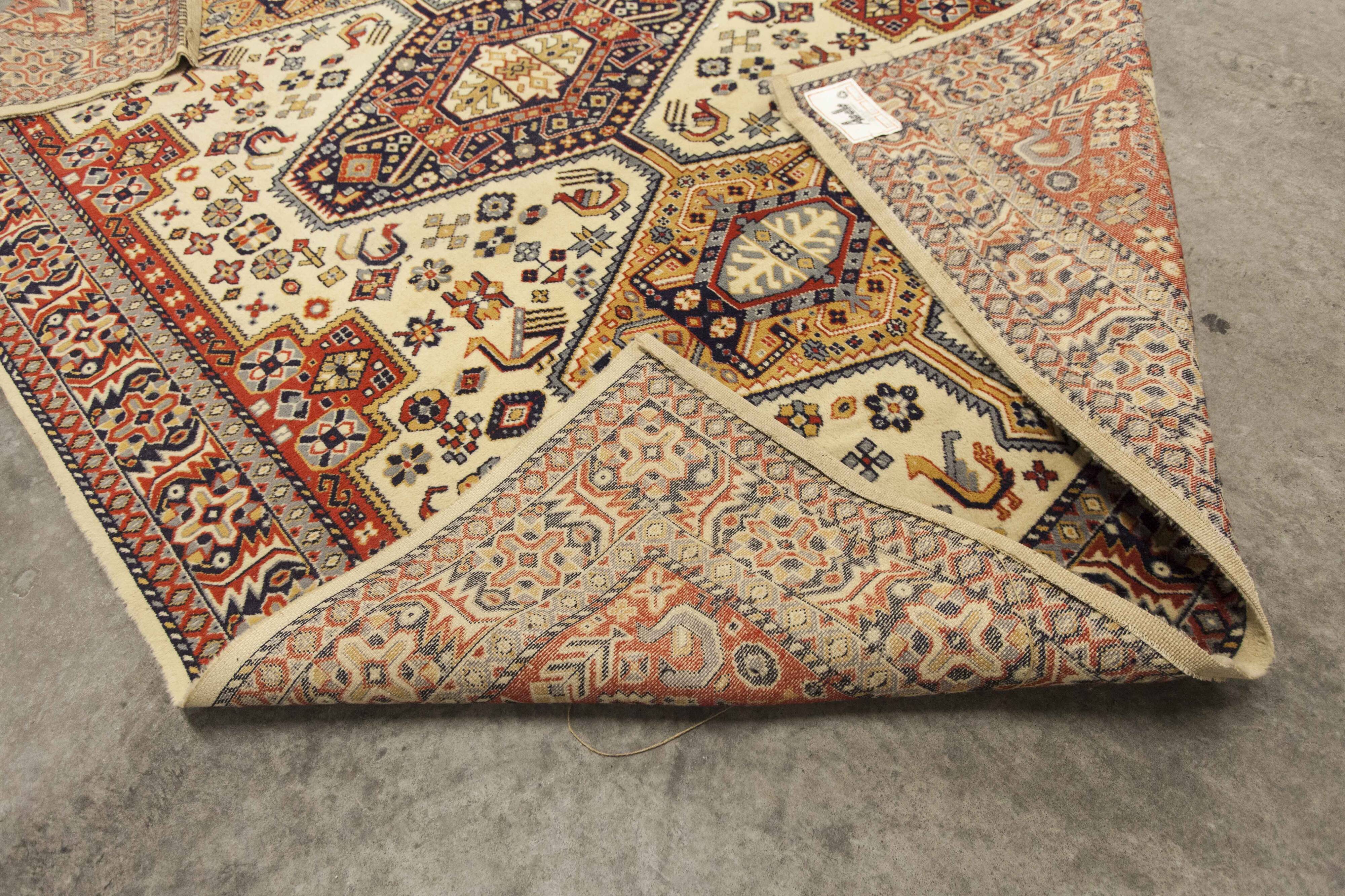 Apollo brand Persian rug, 100% virgin wool, Eulan Bayer Germany