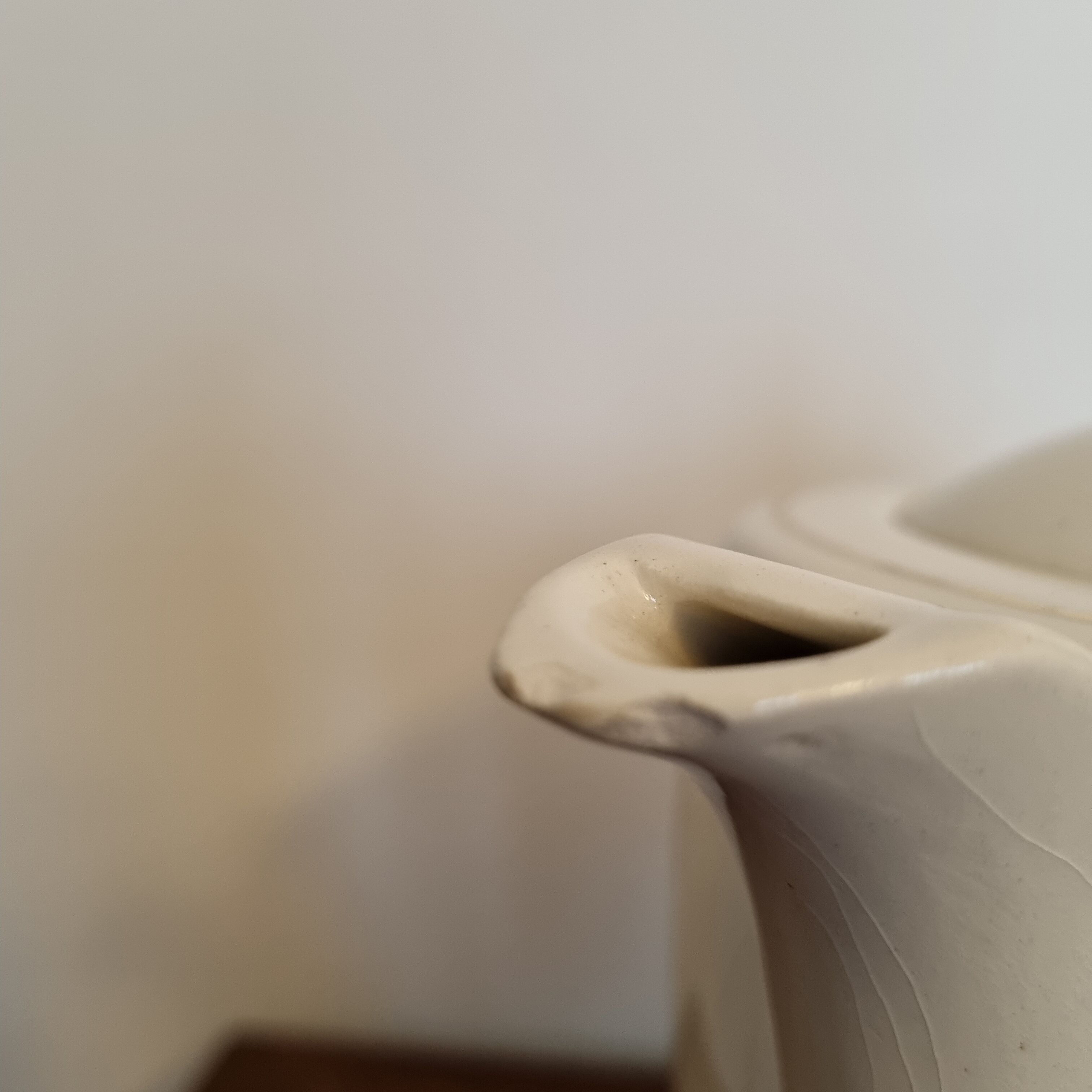 Teapot in half-porcelain of Lunéville late XIXth century