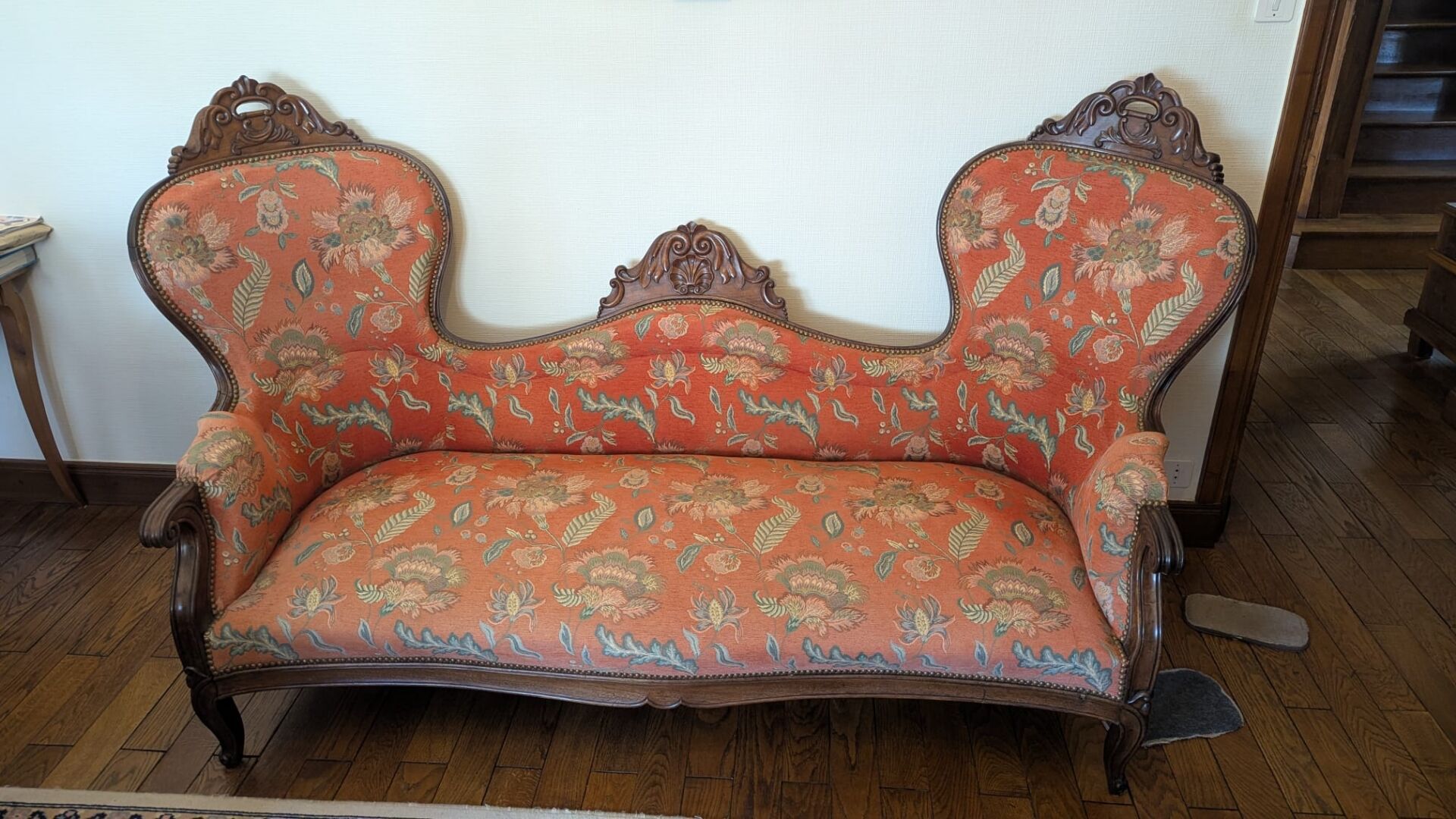Napoleon III sofa