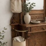 Cloakroom / umbrella stand