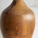 Vase sculptural haut en bois massif, finition brun naturel, objet d'art minimaliste tourné, 73,5 cm