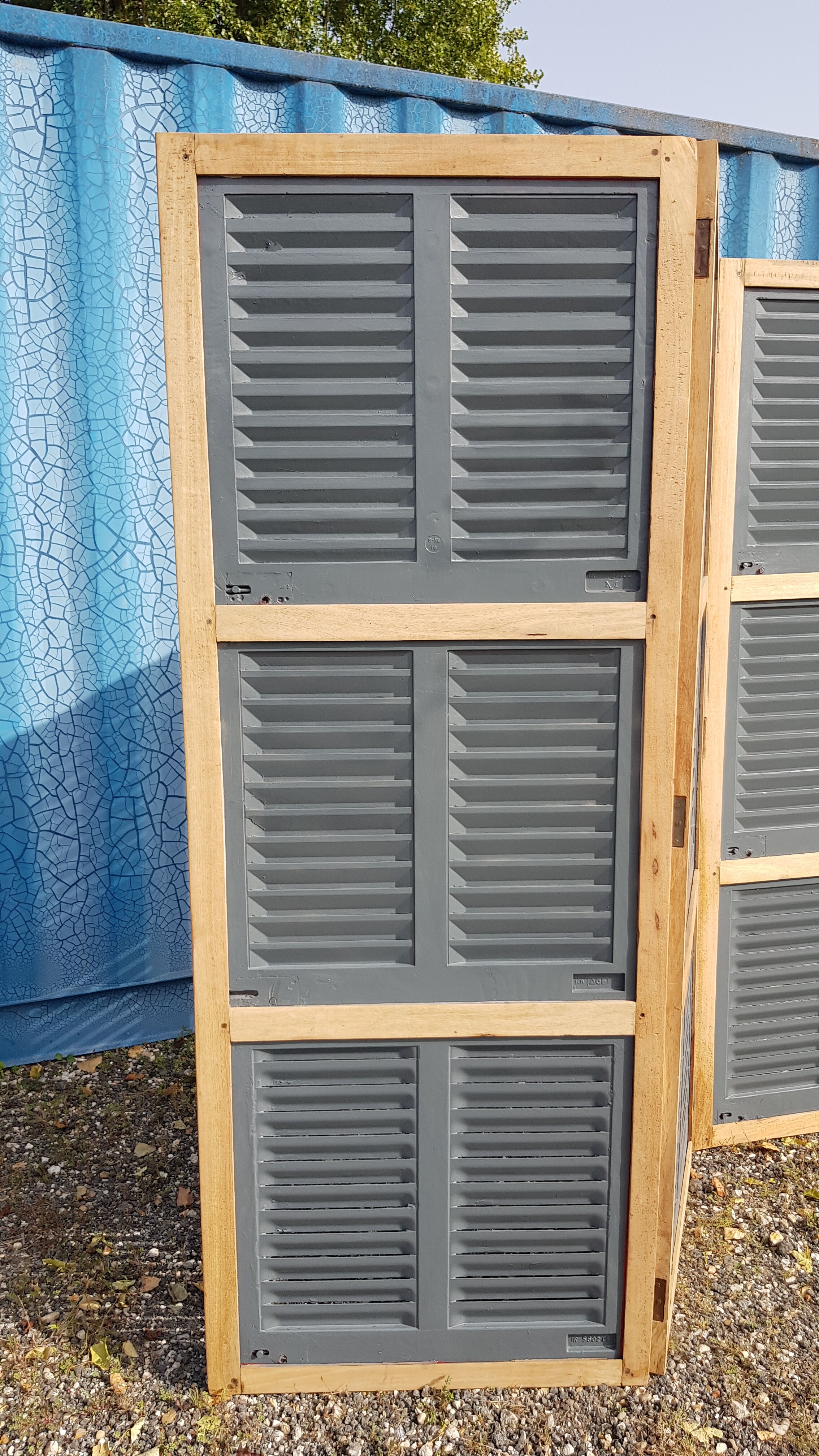 Screen - workshop divider