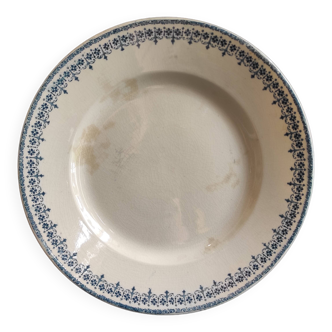 French vintage round serving plate, 30cm diameter, Longwy, mod. Bordeaux