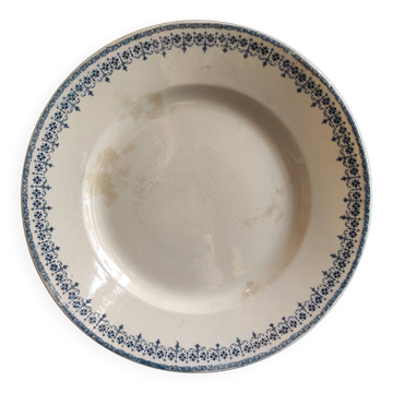 French vintage round serving plate, 30cm diameter, Longwy, mod. Bordeaux
