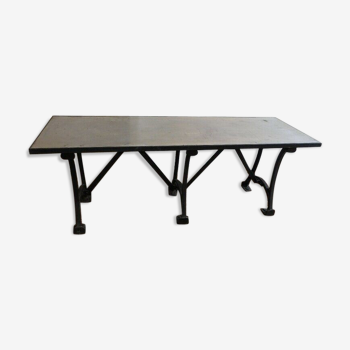 Table pied fonte et plateau en zinc