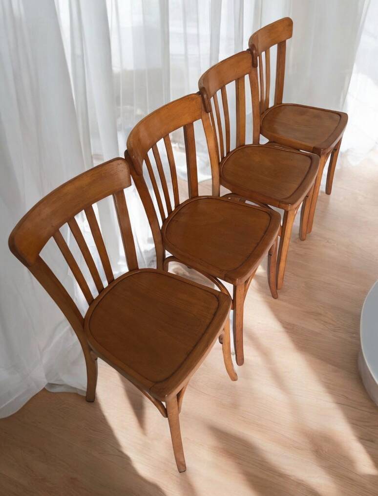 4 chaises bistrot années 50 type Baumann
