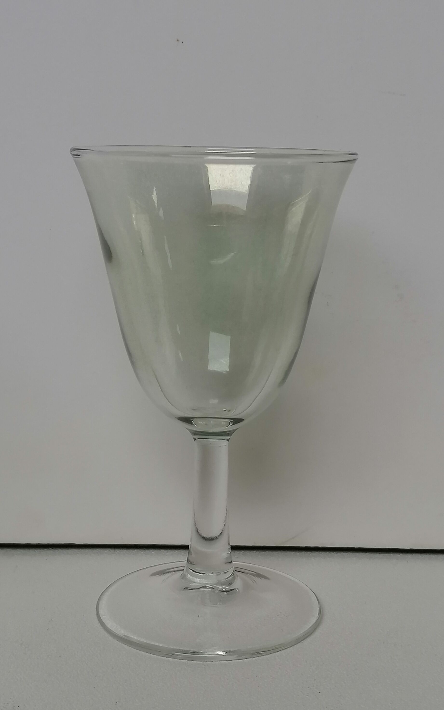 6 iridescent harlequin glasses in port