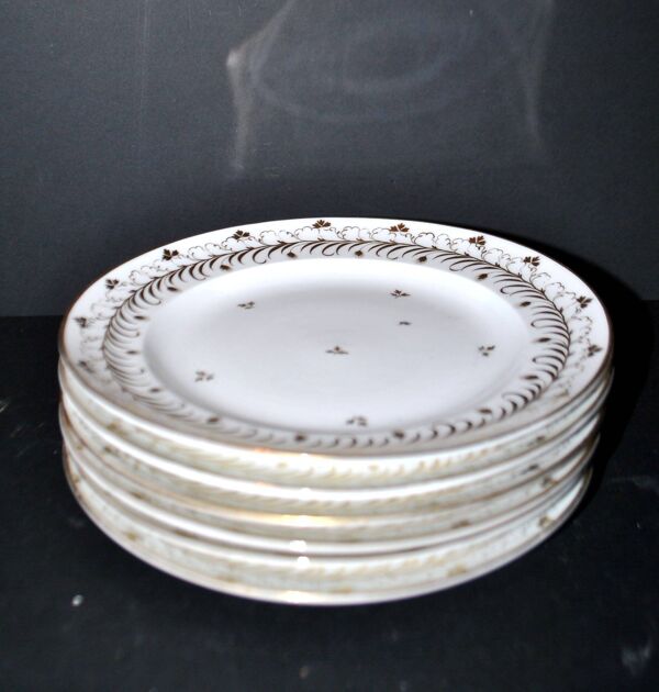 Niderviller lot de 6 assiettes Empire et soupière en porcelaine dure décor blé peint or 1790