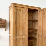 Armoire parisienne