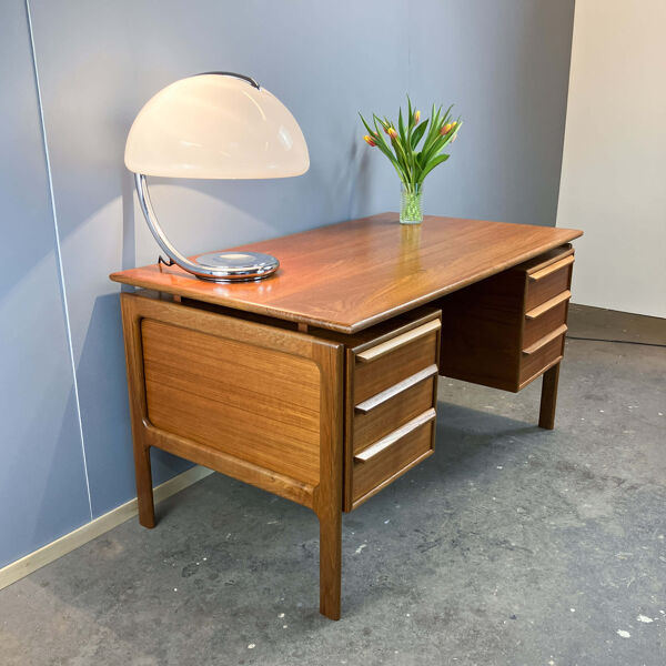 Bureau par G.V. Gasvik pour GV Møbler, teck, années 1960