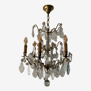 Lustre en bronze et pampilles en cristal, style Louis XVI