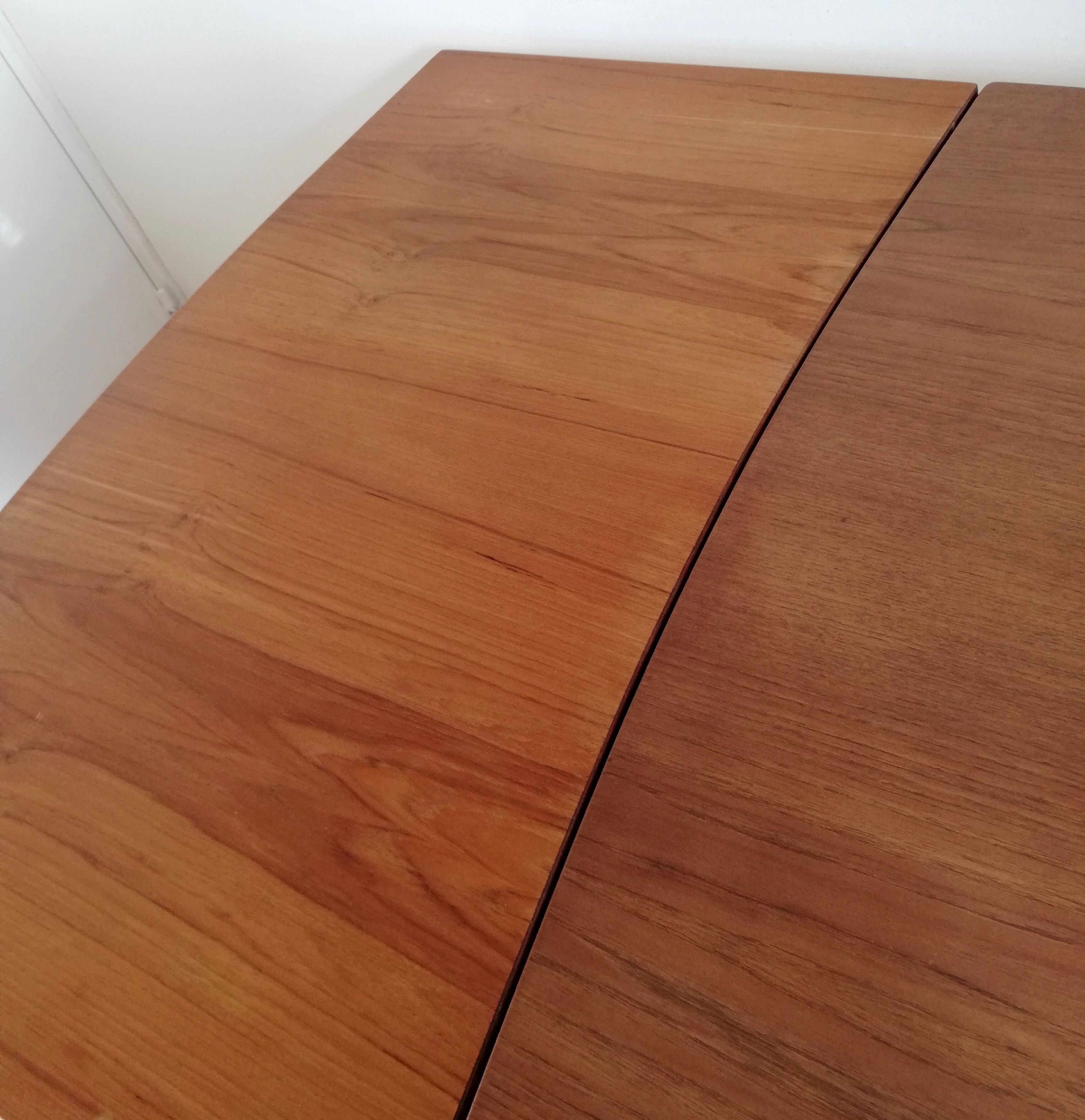 Danish table Rogenstrup Mobelfabrik