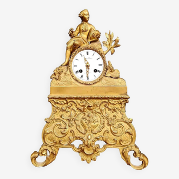 Louis Philippe period clock in gilded bronze circa 1830