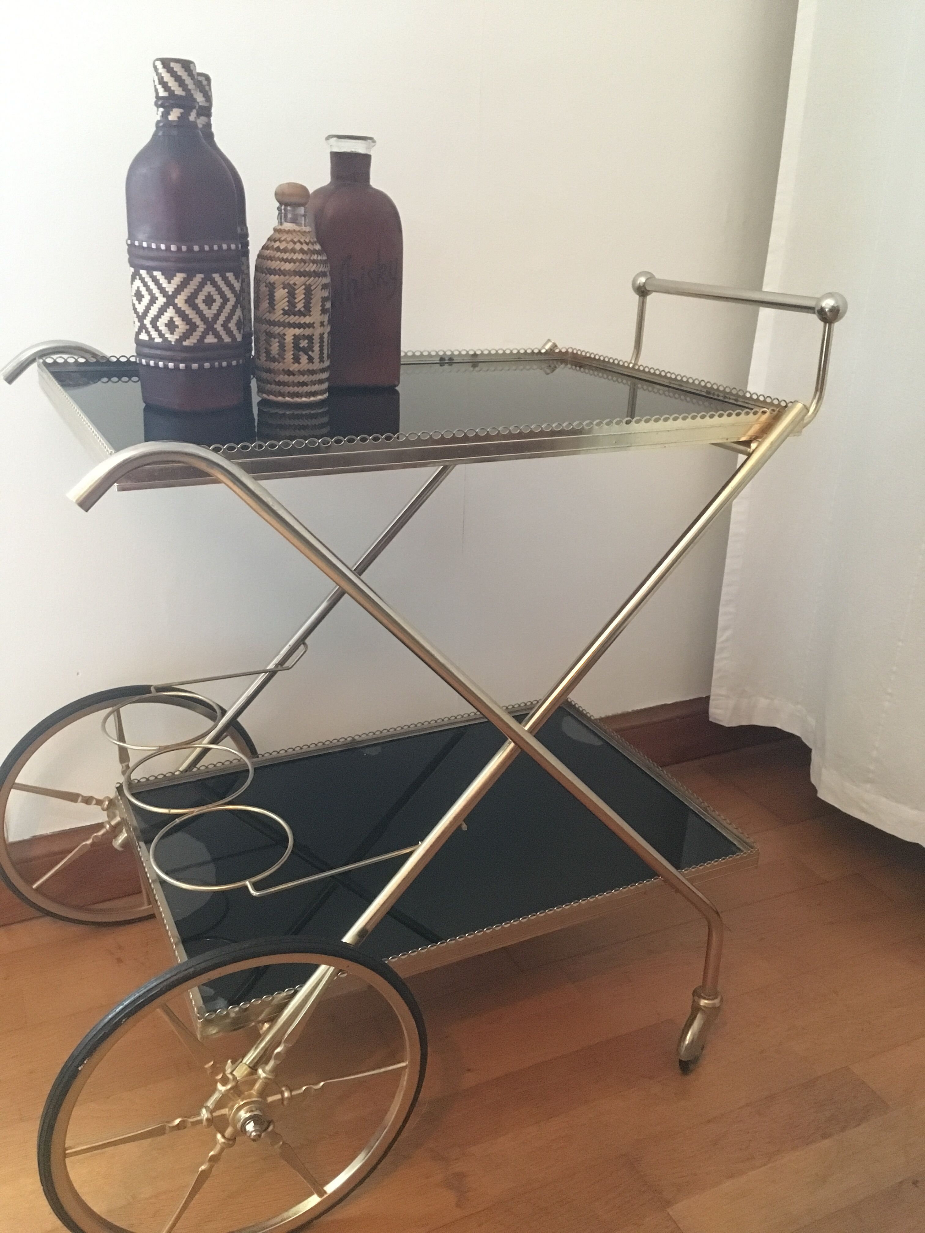 Vintage gold rolling dessert