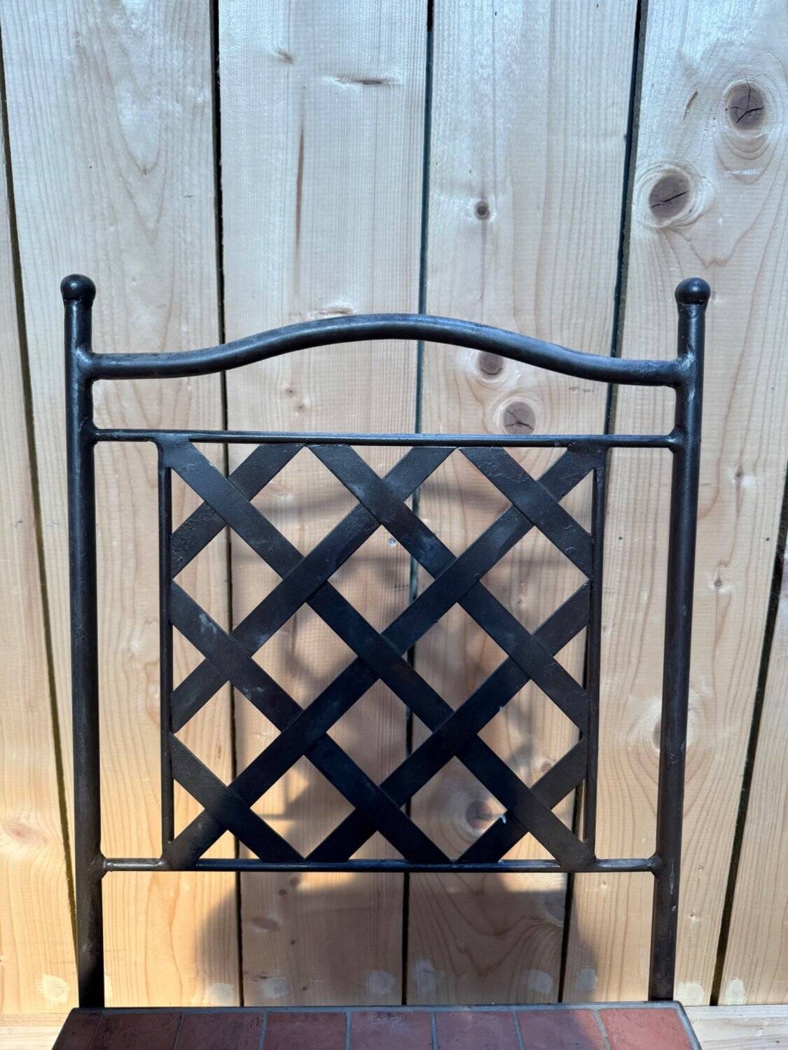 Suite de 6 chaises de jardin – Style méditerranéen années 1980 – Fer forgé