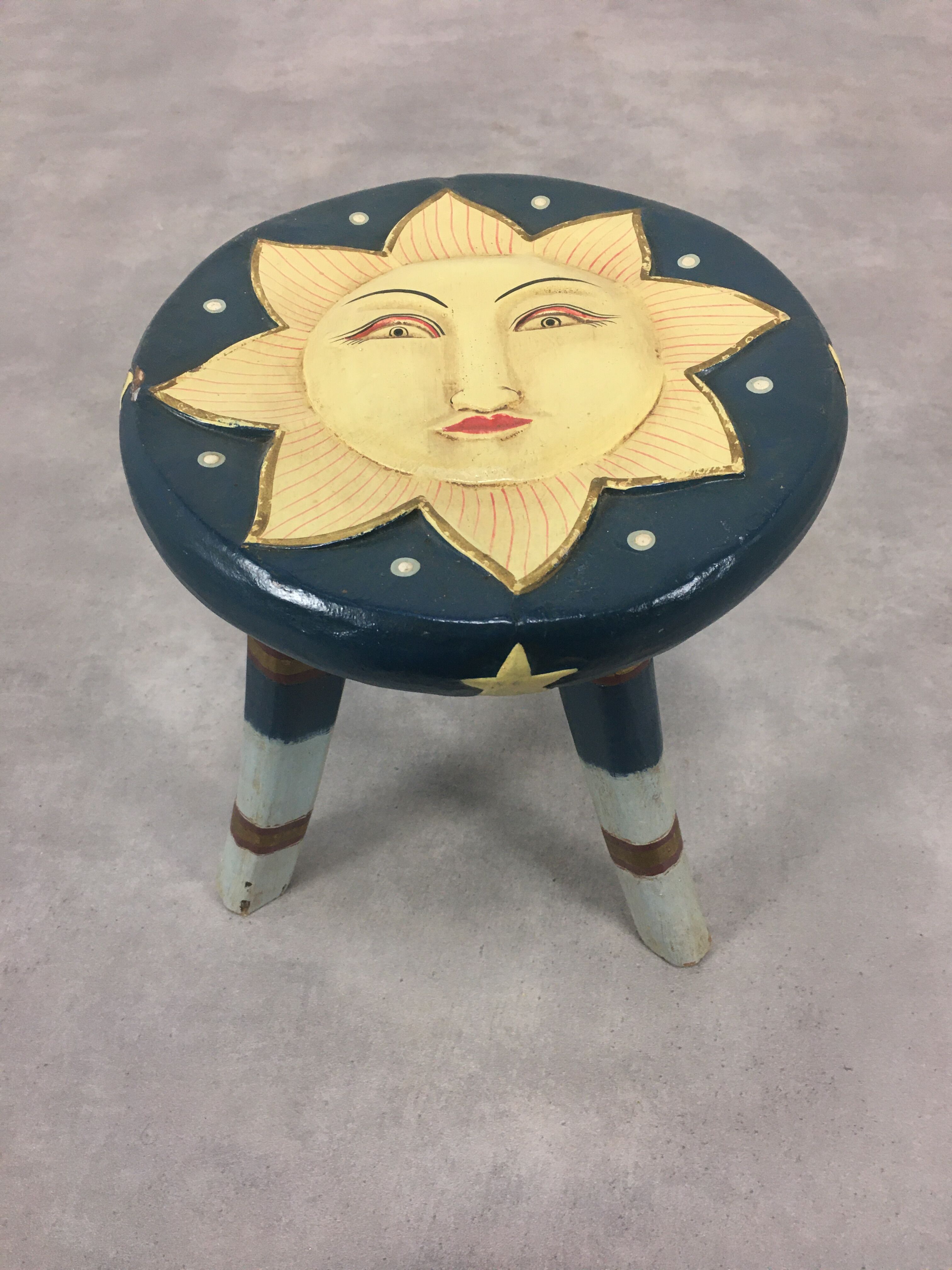 Stool tripod sun child