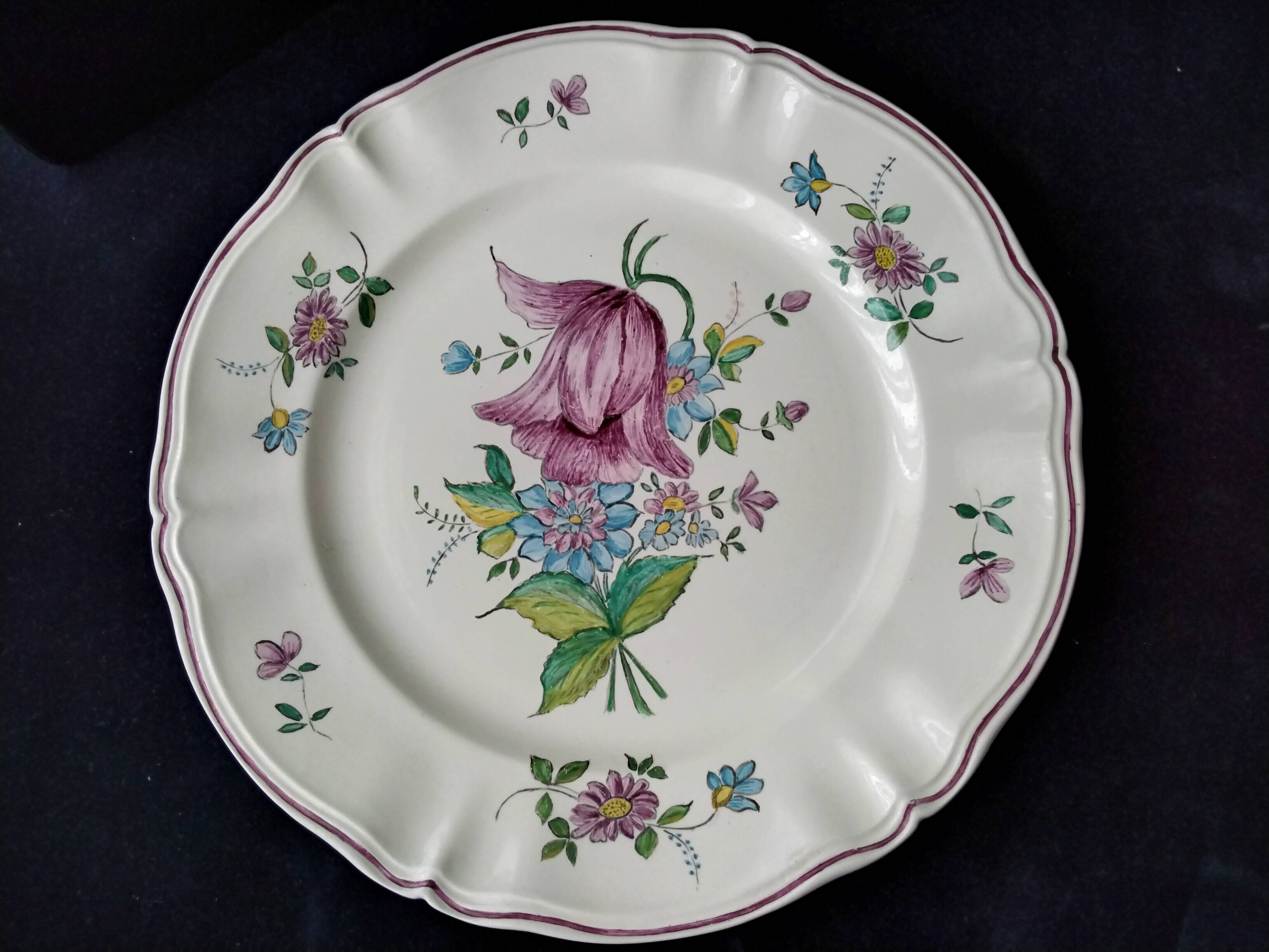 Sarreguemines earthenware cake dish