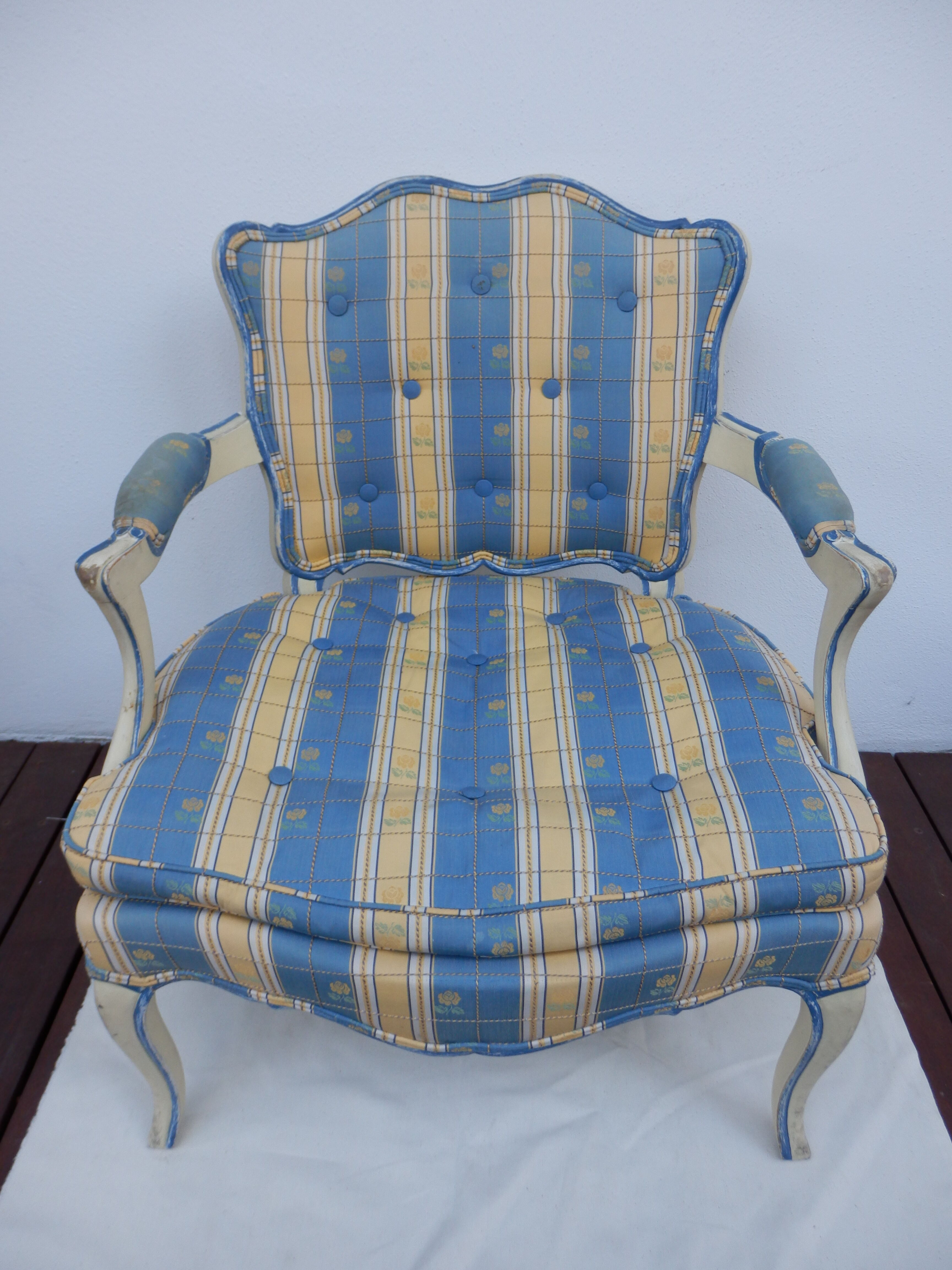 Convertible armchair style Louis XV blue and yellow