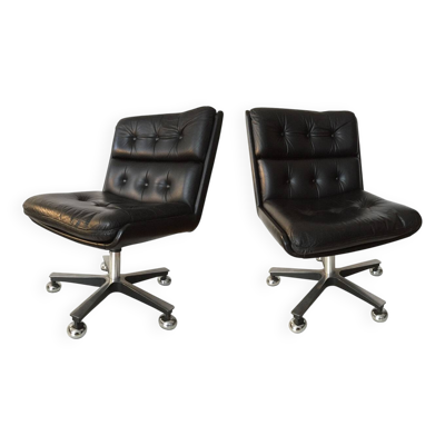 Duo de fauteuils cofemo-italy. cuir noir. 1980