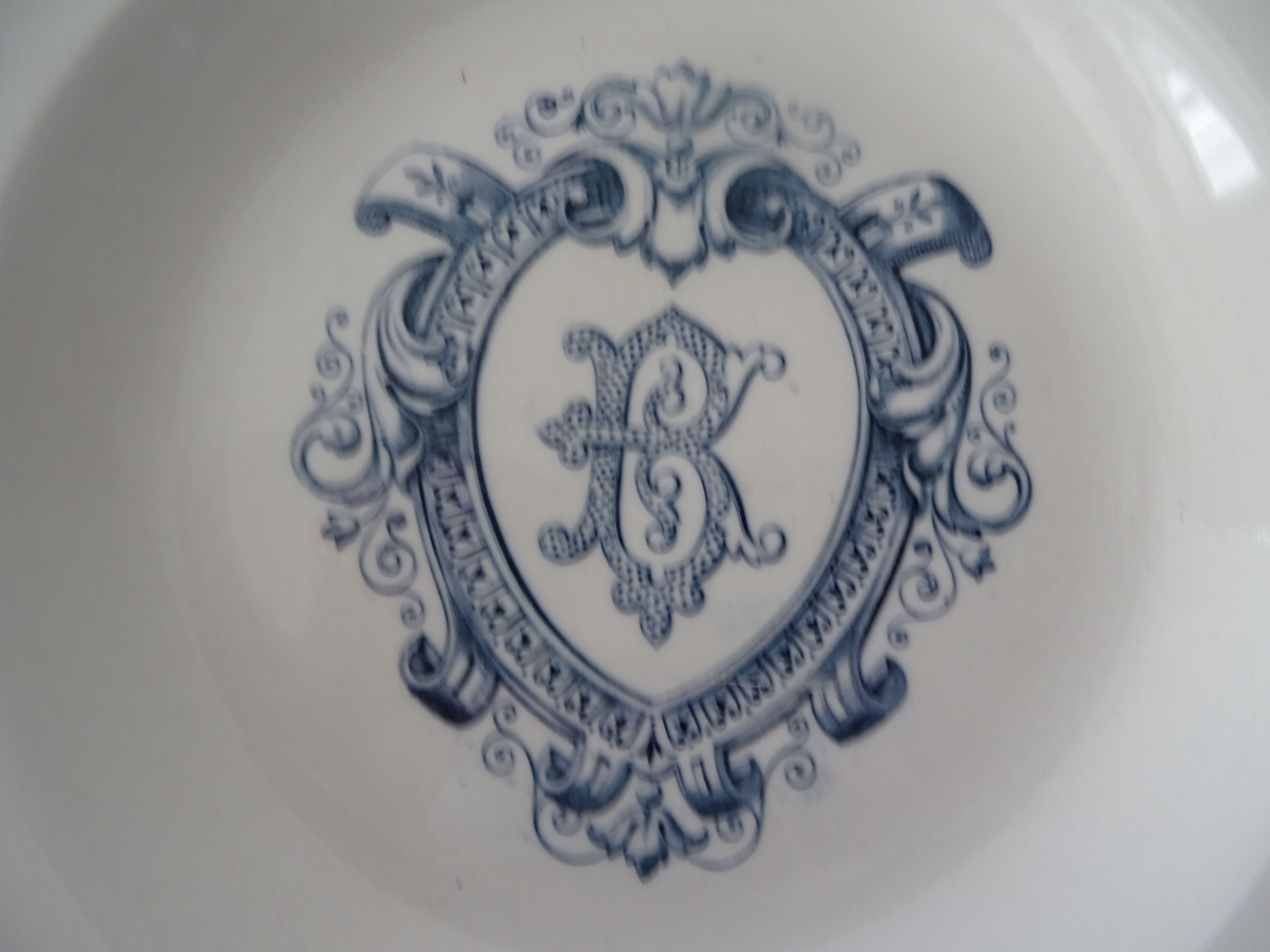 Plate 469112 old faience faience monogram B