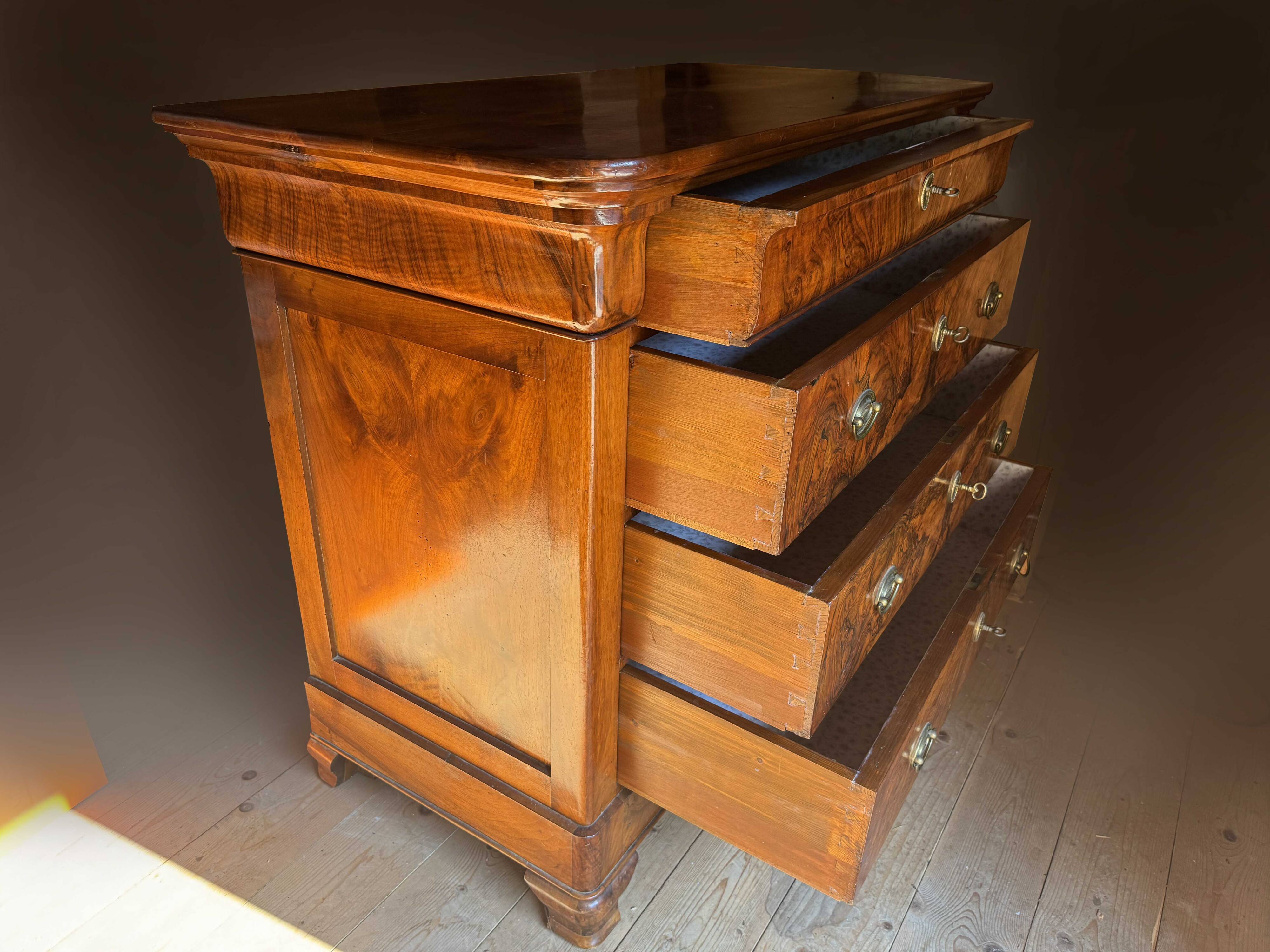 Louis Philippe chest of drawers