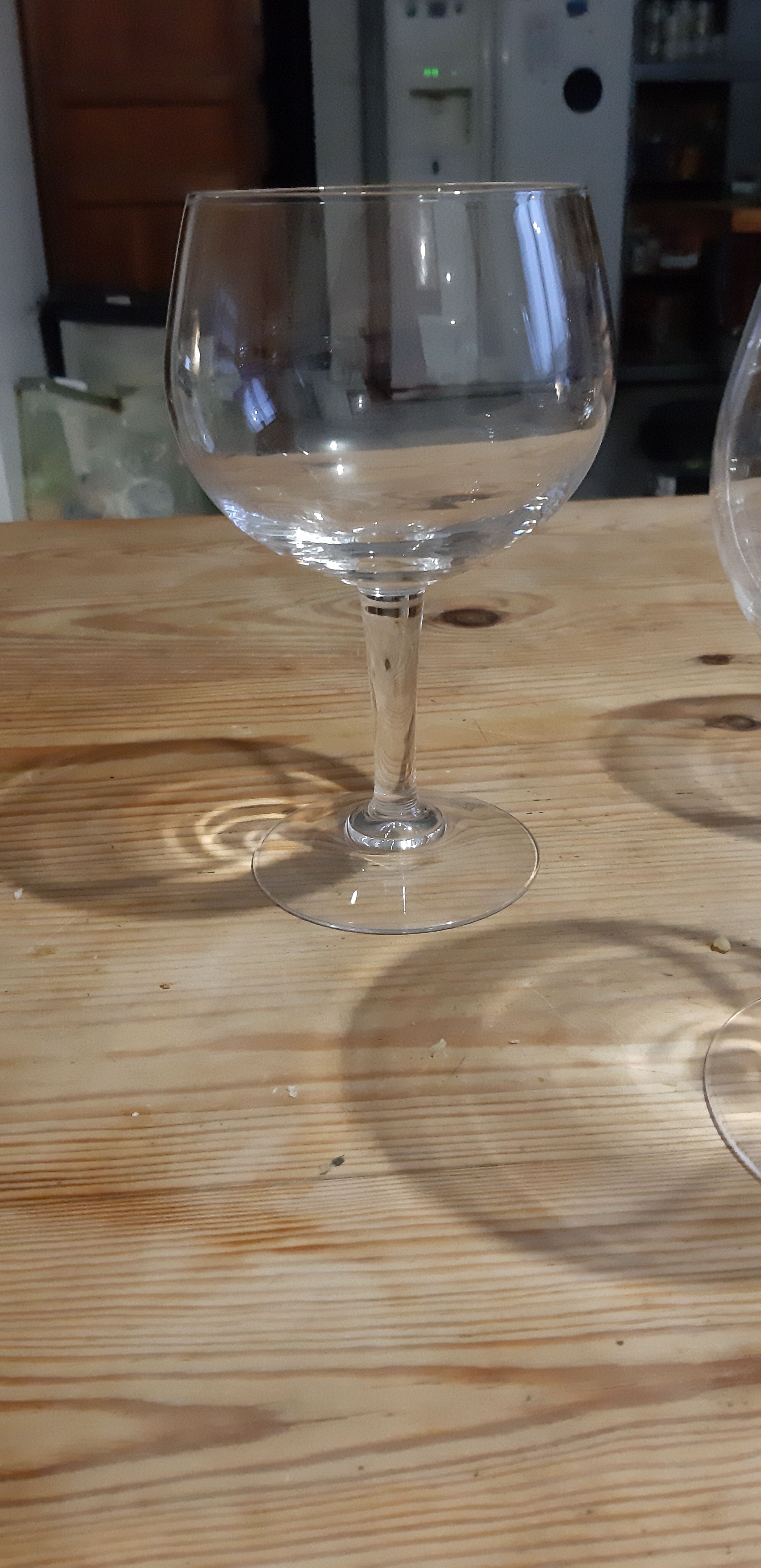 4 crystal balloon glasses