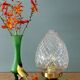 Lampe à poser globe vintage en verre ciselé