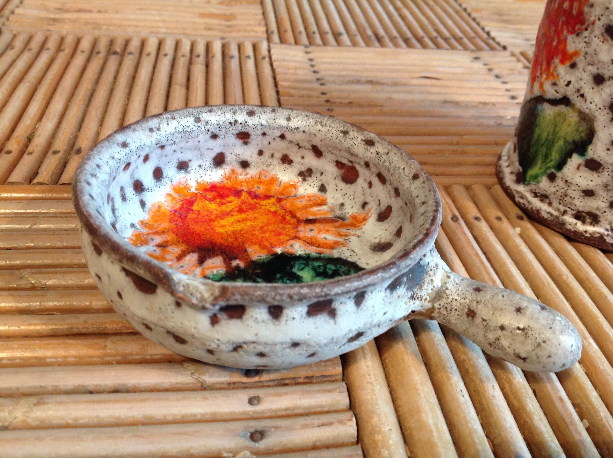 Tasse et poêlon Vallauris