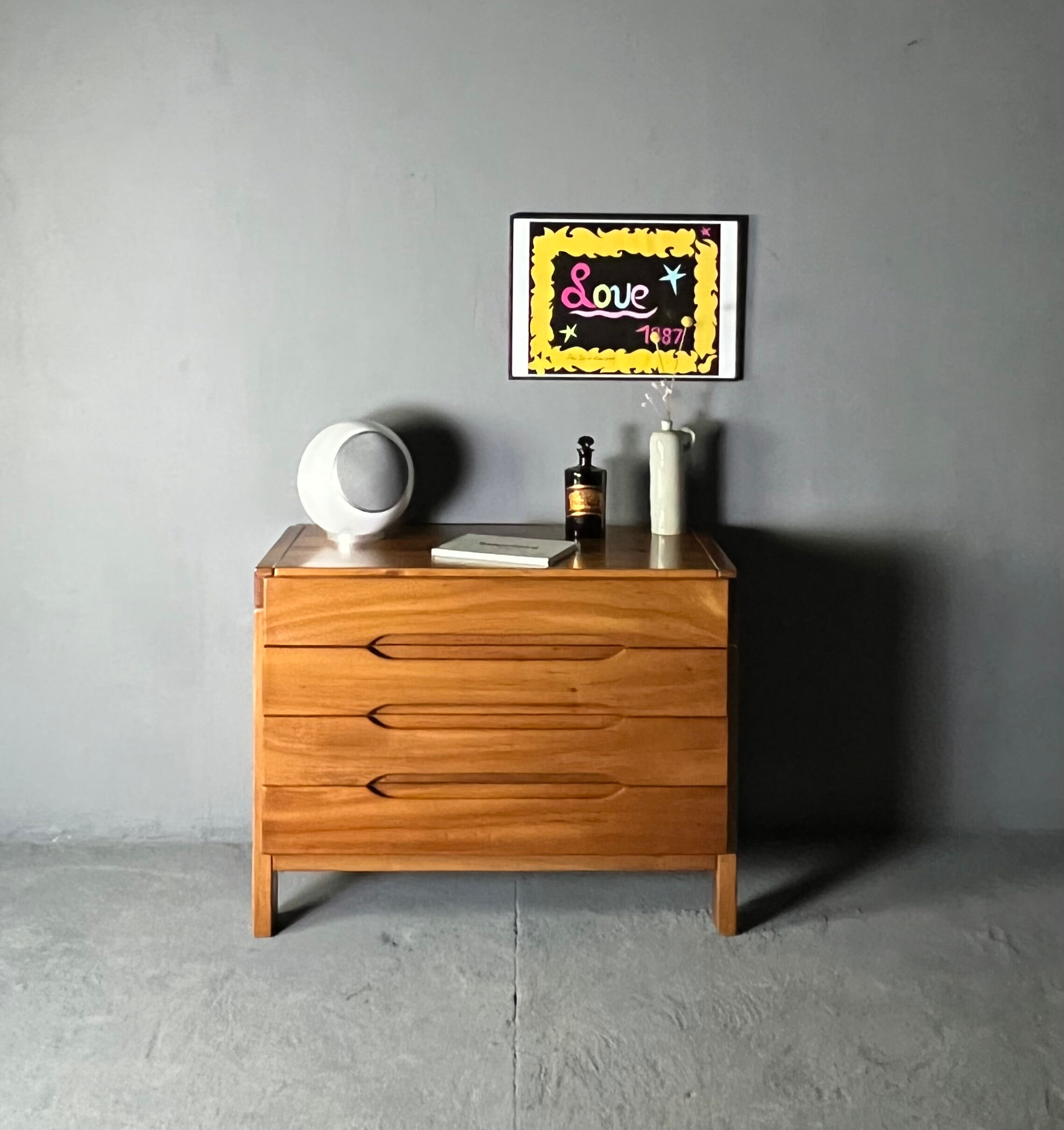 Commode House Regain in elm