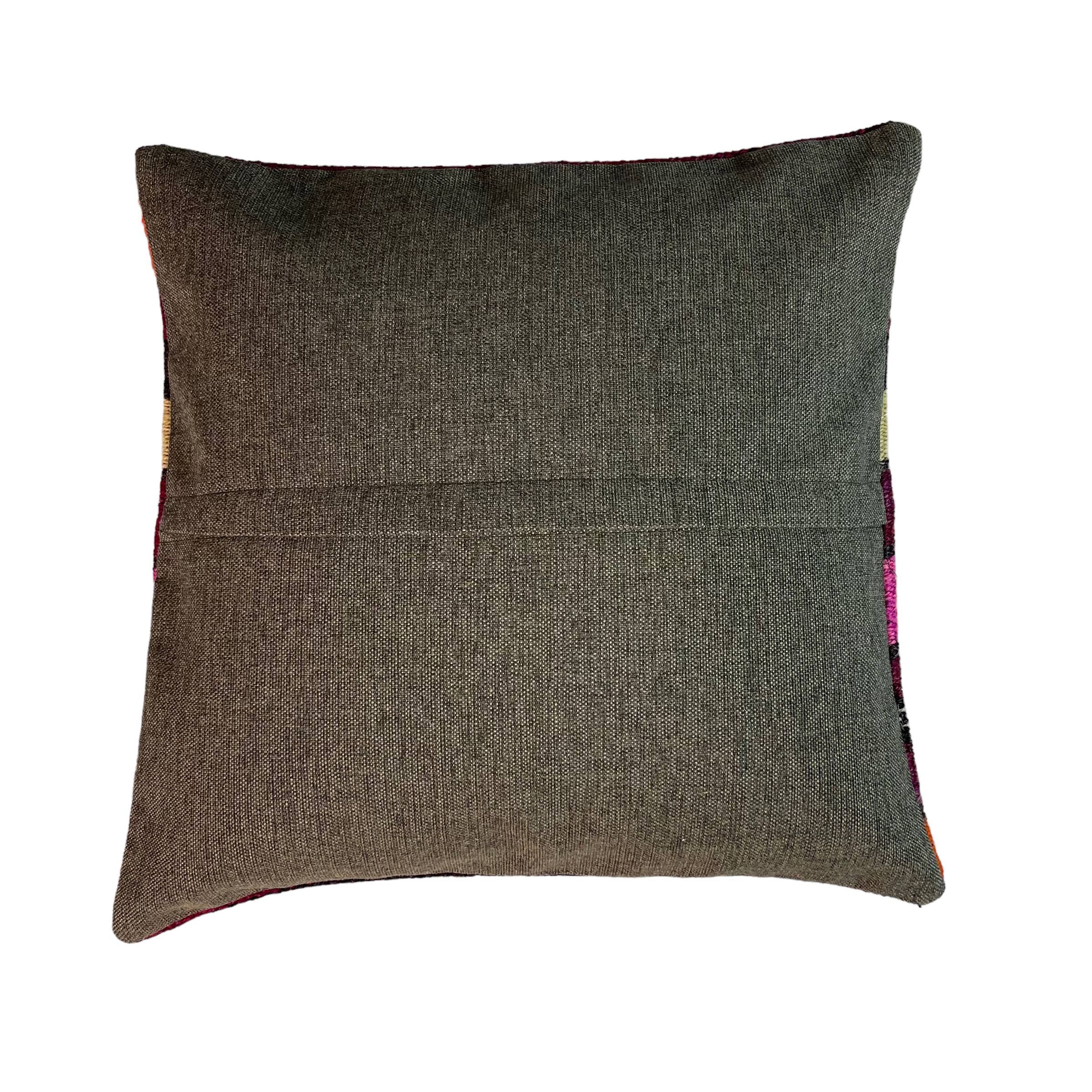 Vintage turkish kilim cushion cover , 40 x 40 cm