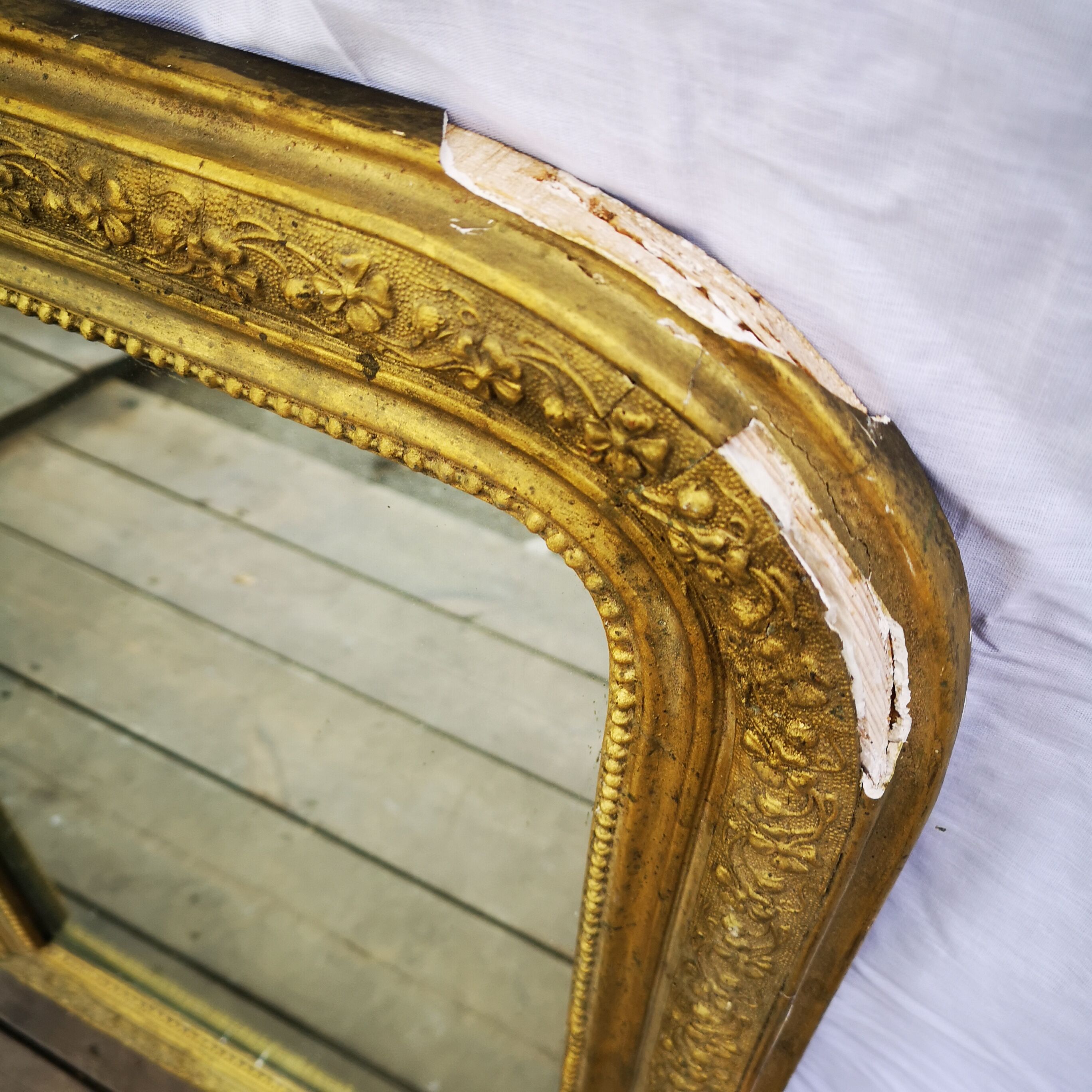 Miroir Louis Philippe fin XIXème 75 cm