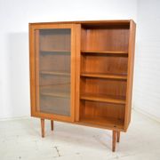 Showcase by Poul Hundevad 1960s skandinavian Teak Danish Highboard
