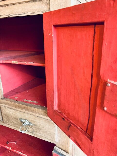 Rustic chic chest of drawers