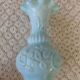 Vase ancien opaline bleue