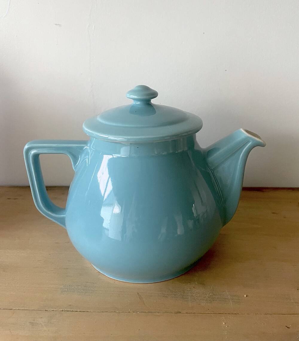 Retro coffee or teapot