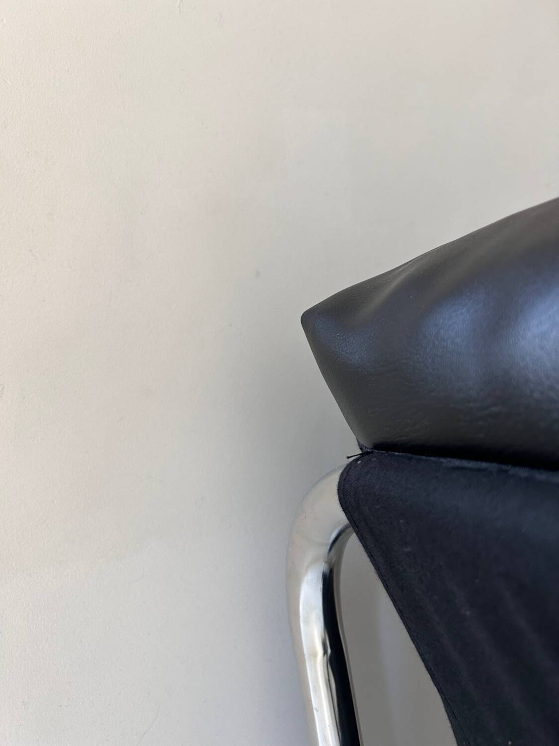 Vintage Gillis Lundgren armchair, black leather and chrome, Sweden 1970s