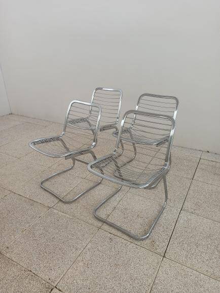 4 Italian design chairs