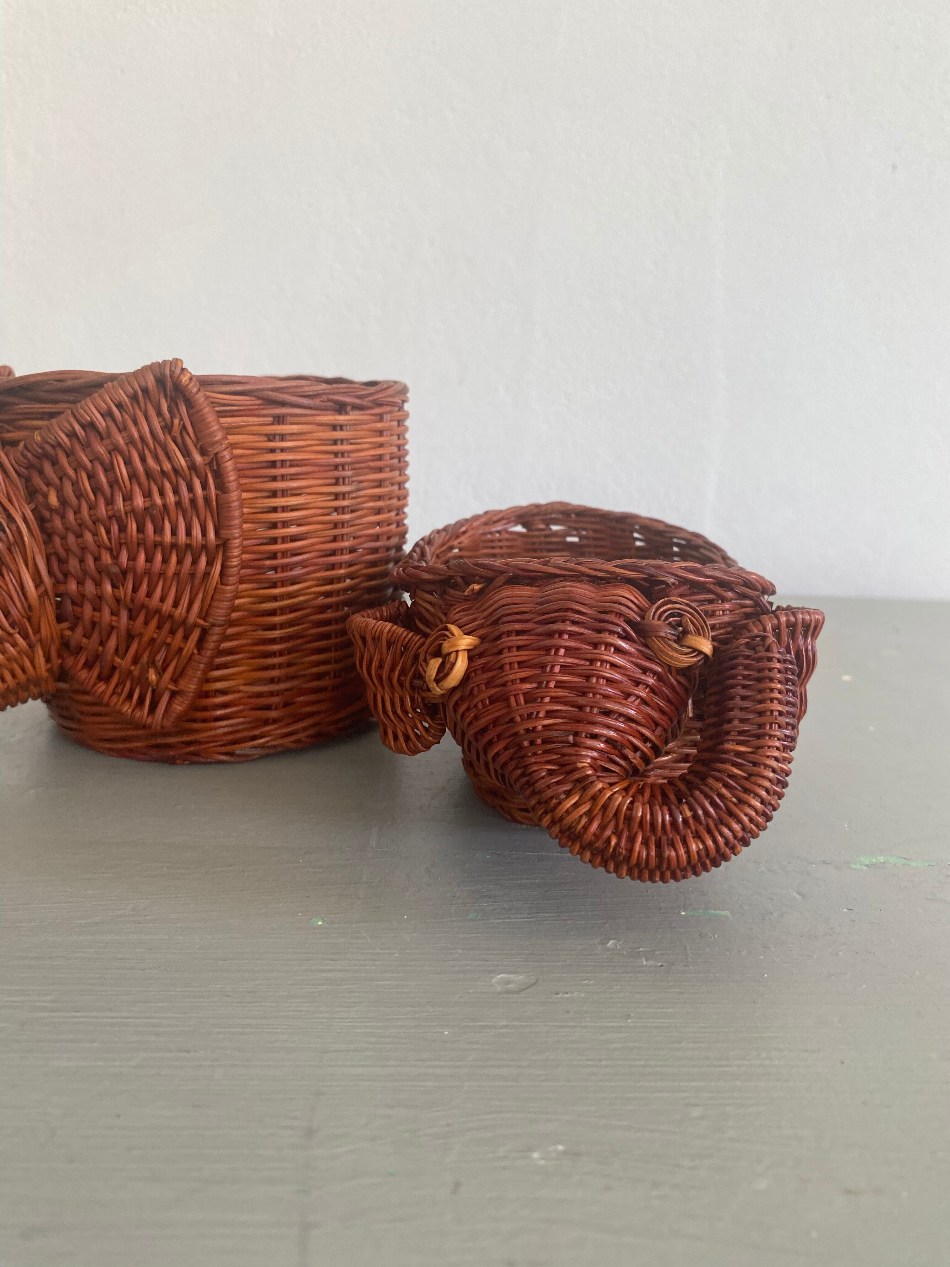 Wicker elephant basket